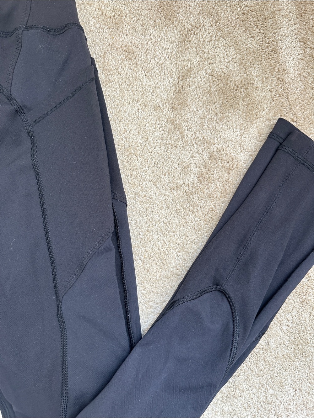 Lululemon Black High-Rise Performance Leggings | Size 6 - Picture 3 of 3
